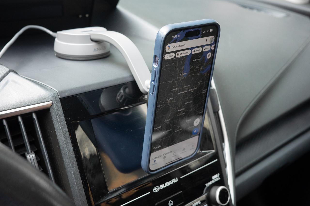 The 6 Best Car Phone Mounts for 2024 | Reviews by Wirecutter